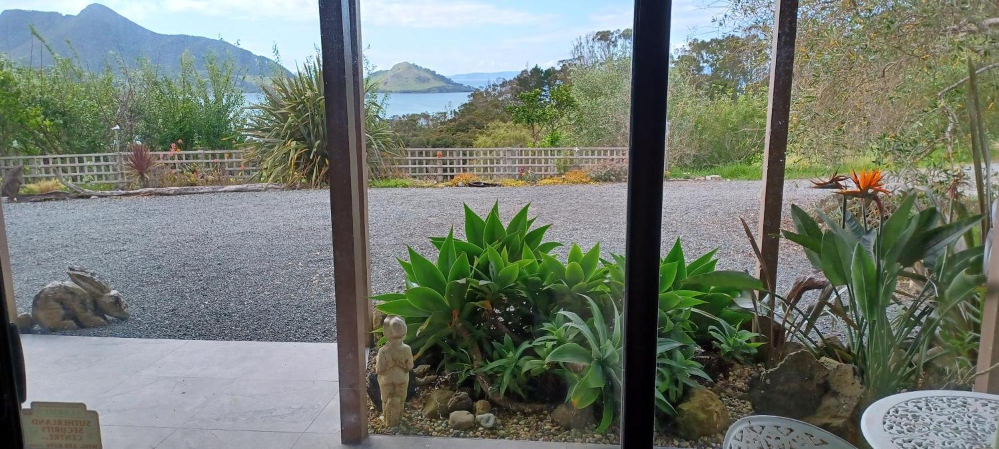 Mt Manaia View Holiday Studio Whangarei Heads Eksteriør billede